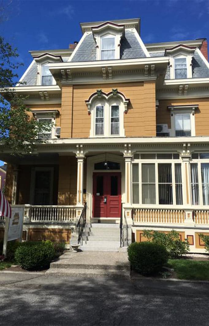 Exterior facade of Rockland Talbot House